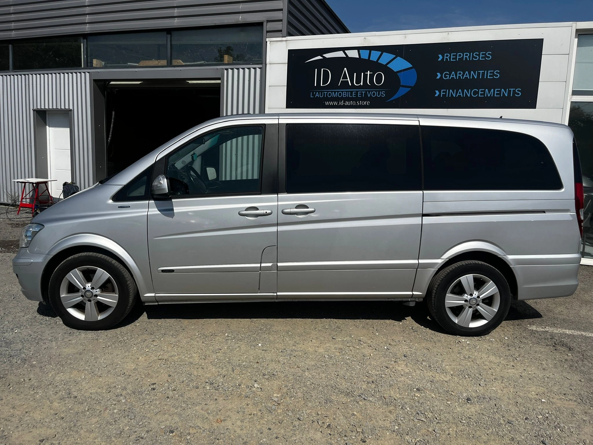 Mercedes Viano 2.2 CDI 165 LONG BLUEEFFICIENCY AMBIENTE BVA — photo 2