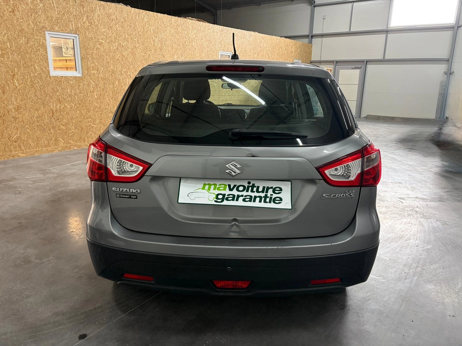 Suzuki Sx-4 S-cross 1.6 DDIS 120 STYLE - Garantie 12 mois mois 1.6 DDIS 120 STYLE 2WD — photo 4