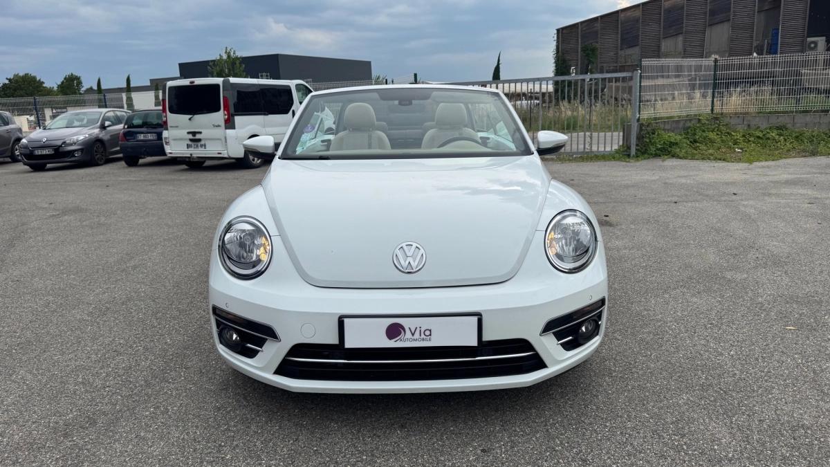 Volkswagen BEETLE