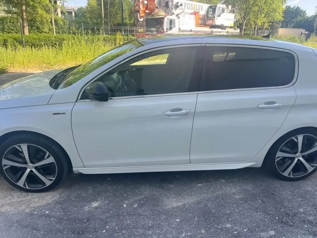 Peugeot 308 GENERATION-II 1.2 PURETECH 130 GT LINE START-STOP GARANTIE 12 MOIS — photo 2