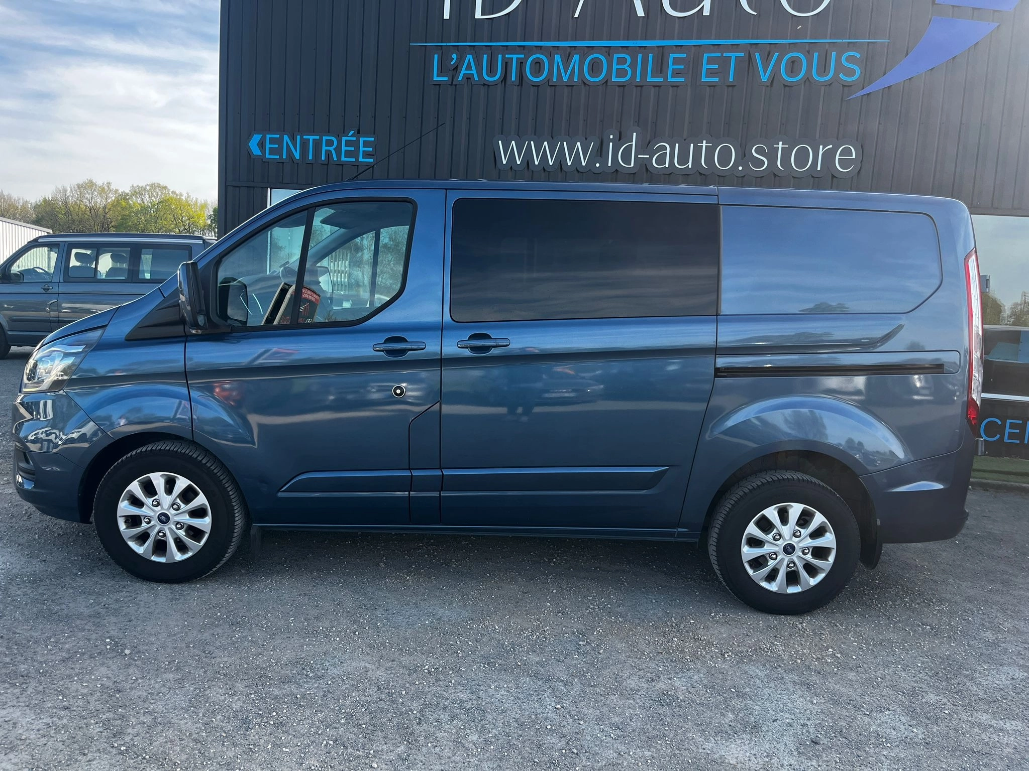 Ford Transit Custom Vu CABINE APPROFONDIE 2.0 ECOBLUE 130 L1H1 COURT LIMITED BVA Garantie 12 Mois FOURGON 300 2.0 ECOBLUE 130 L1H1 COURT PC-TN LIMITED BVA START-STOP — photo 2