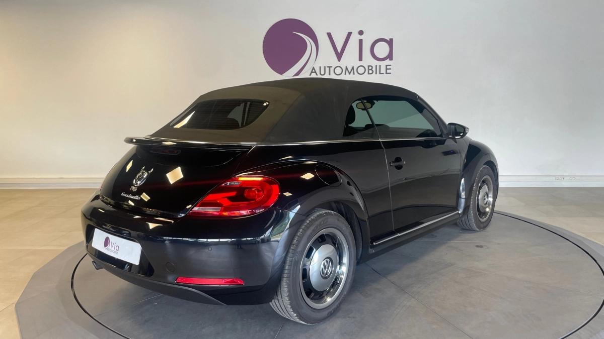 Volkswagen BEETLE