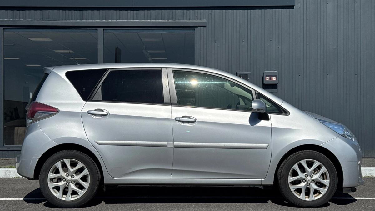 Toyota Verso-s