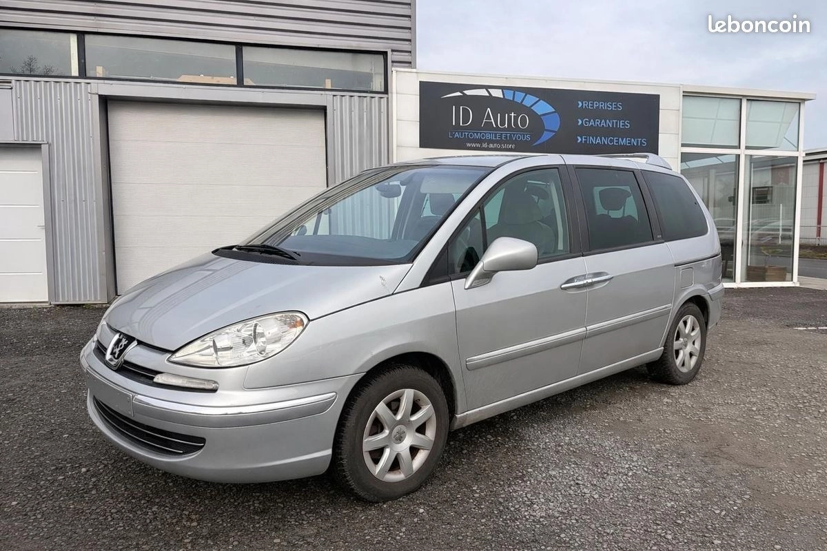 Peugeot 807 2.0 HDI 135 PREMIUM GARANTIE 12 MOIS