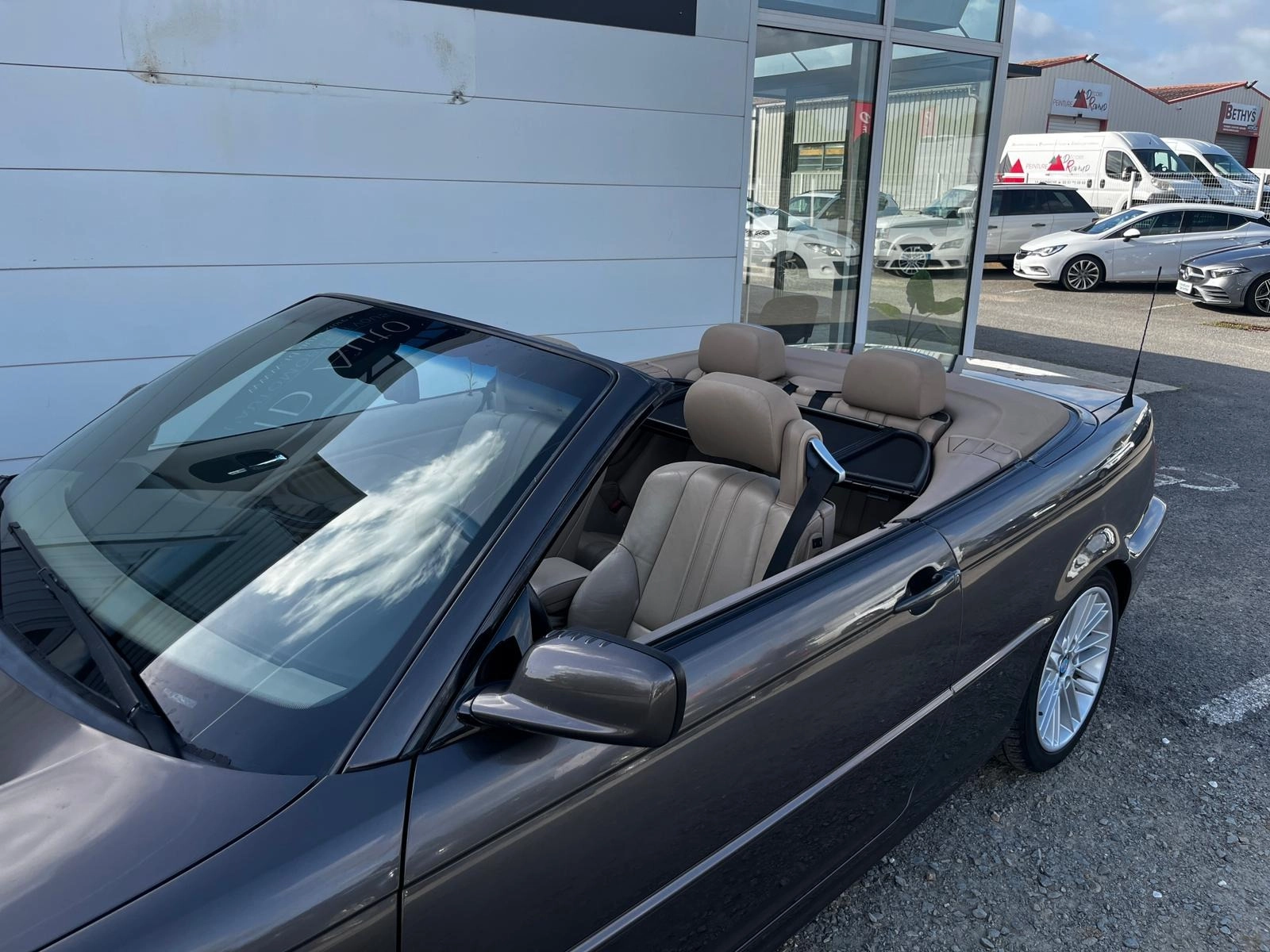 Bmw Serie 3 CABRIOLET 3.0 330 CI 231 EXECUTIVE EDITION GARANTIE 12 MOIS CABRIOLET 3.0 330 CI 230 PACK — photo 4