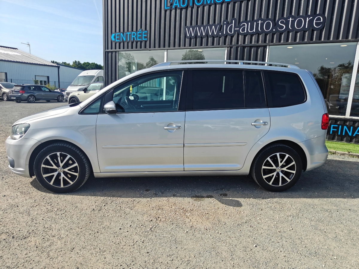 Volkswagen Touran 1.6 TDI 105 MATCH — photo 2