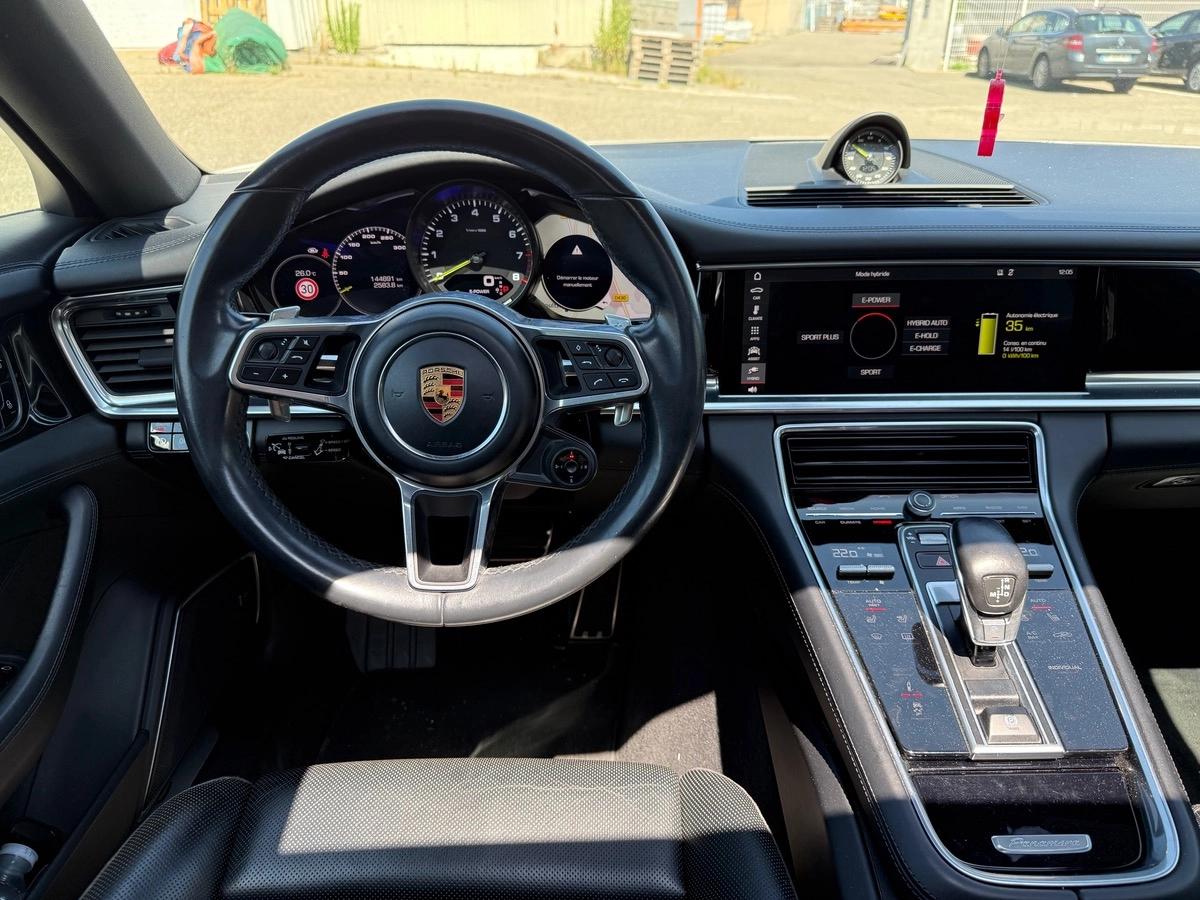 Porsche Panamera 