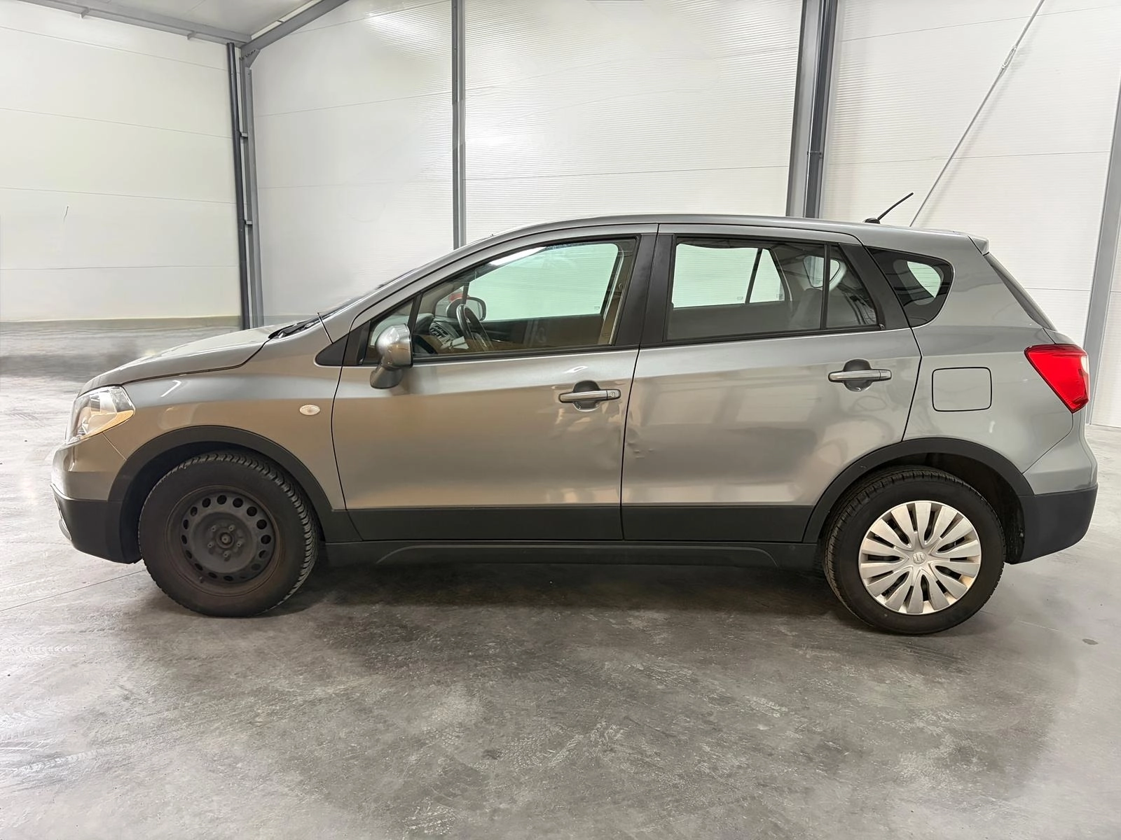 Suzuki Sx-4 S-cross 1.6 DDIS 120 STYLE - Garantie 12 mois mois 1.6 DDIS 120 STYLE 2WD — photo 2