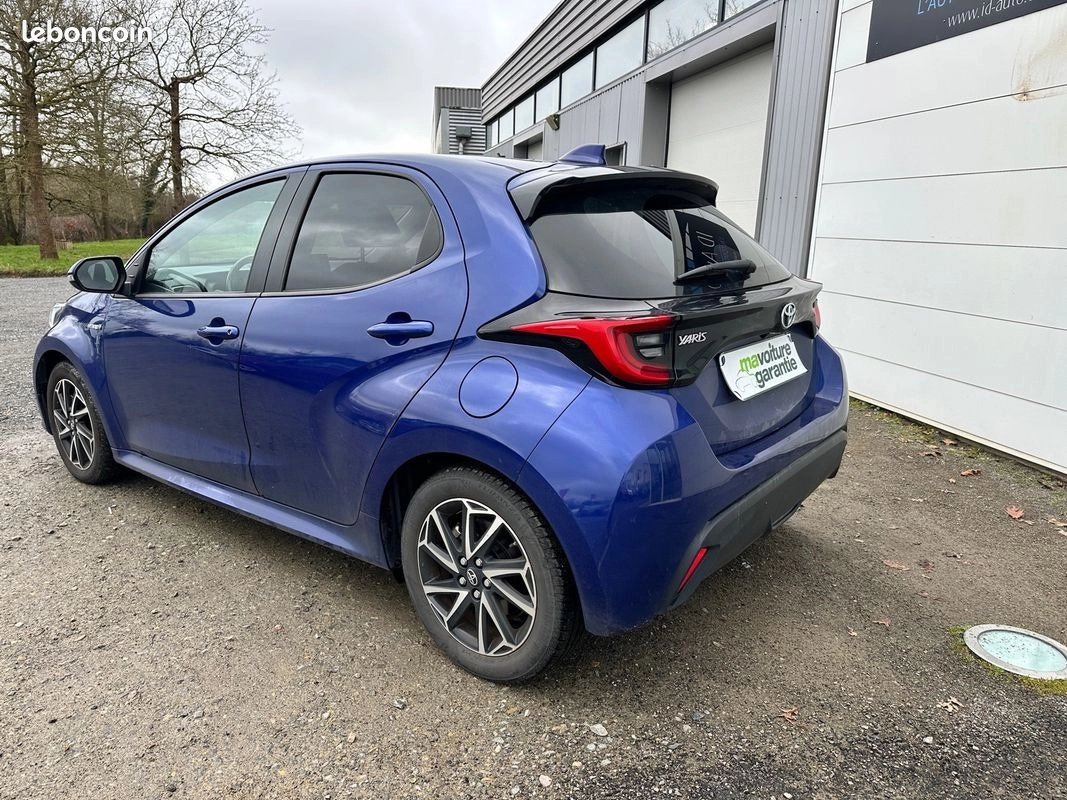 Toyota Yaris 1.5 114H 90 HYBRID FULL-HYBRID 0.8KWH DESIGN BVA GARANTIE 12 MOIS — photo 3
