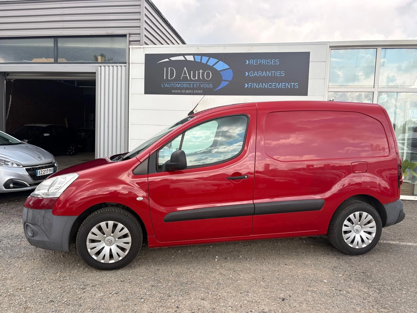 Citroen Berlingo Vu — photo 2