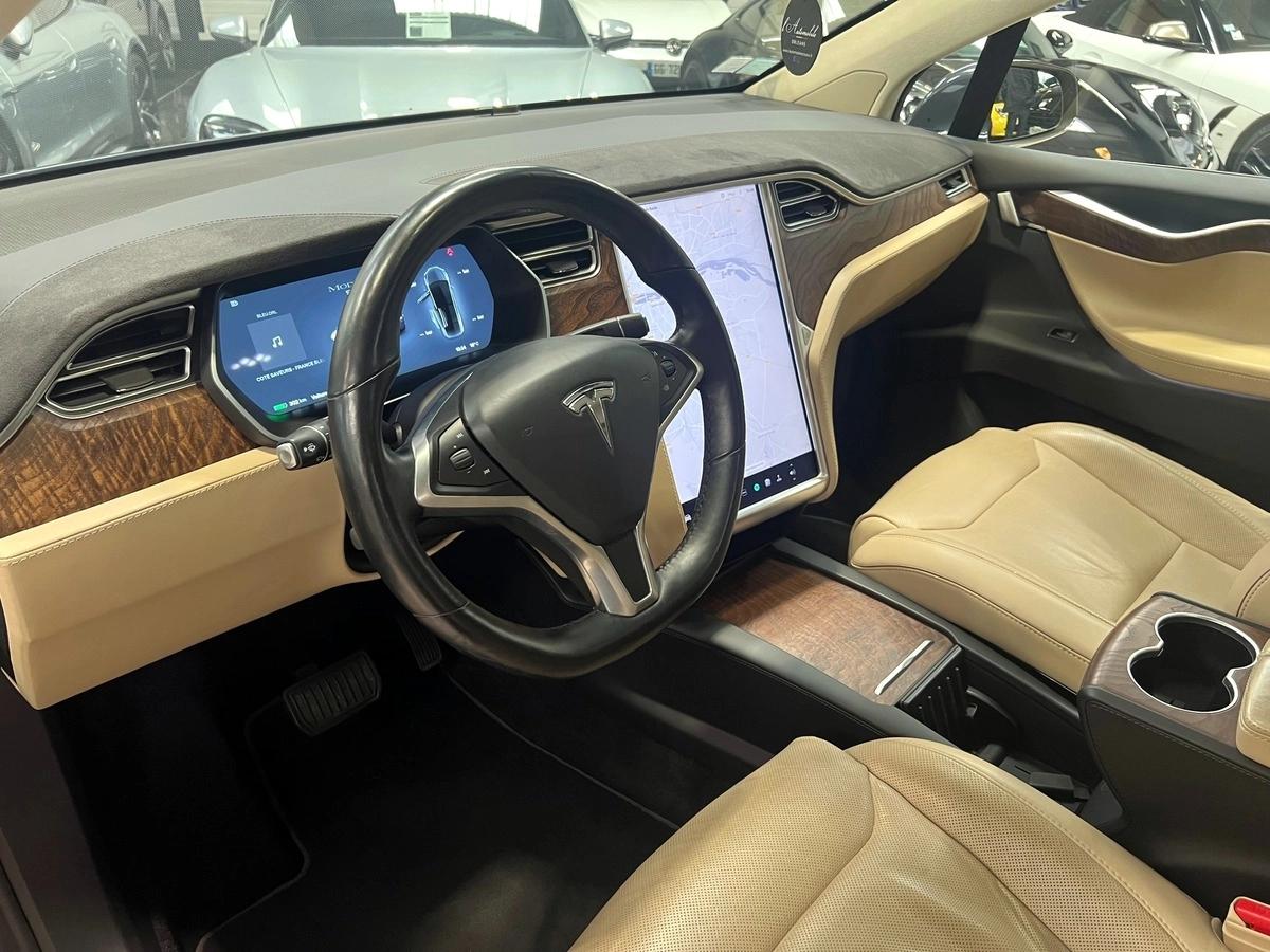 Tesla Model-x 