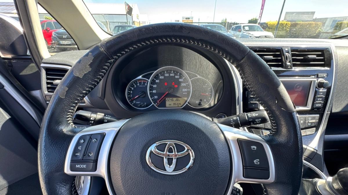Toyota Verso-s
