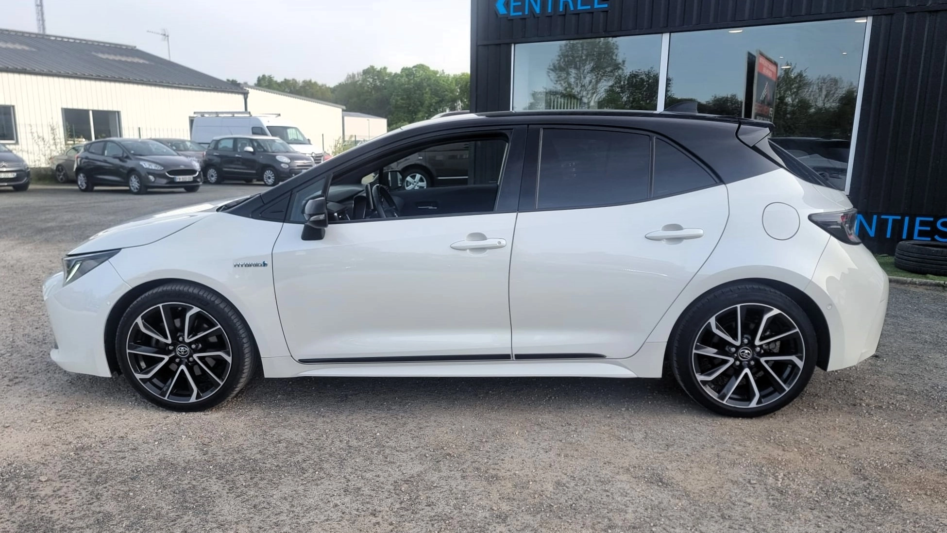 Toyota Corolla 1.8 122H 100 HYBRID FULL-HYBRID COLLECTION BVA — photo 4