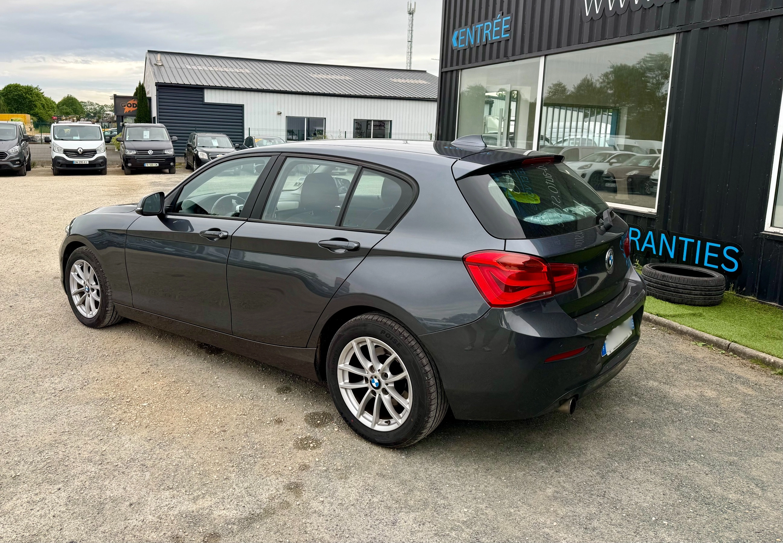 Bmw Serie 1 1.5 116 I 110 LOUNGE GARANTIE 12 MOIS — photo 3