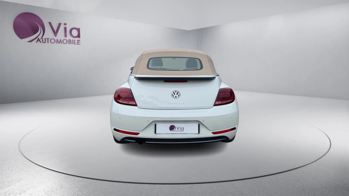 Volkswagen BEETLE