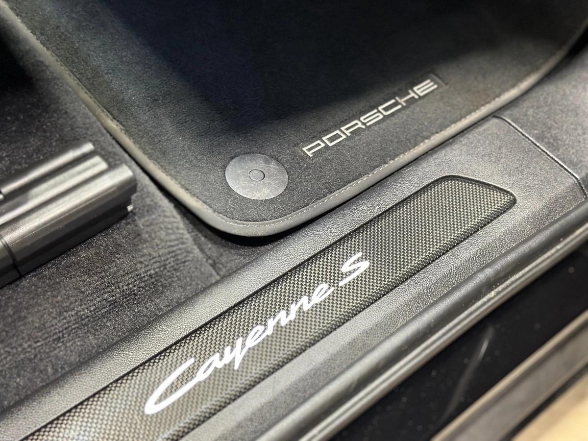 Porsche Cayenne 3.0 E-HYBRID 519H 355 PHEV 25.9KWH S BVA