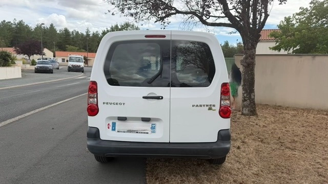 Peugeot Partner L1 H1 / Garantie 12 mois COMBI 1.6 HDI 90 — photo 4
