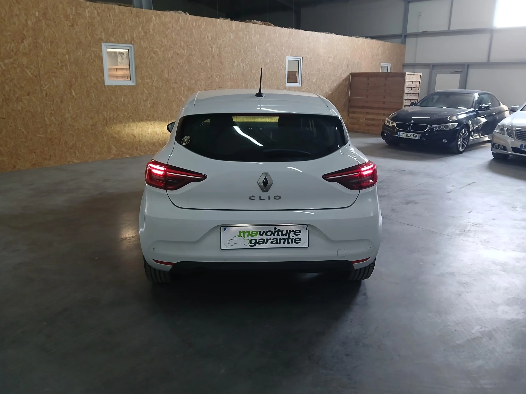 Renault Clio 1.0 TCE 90 BUSINESS - Garantie 12 mois — photo 4