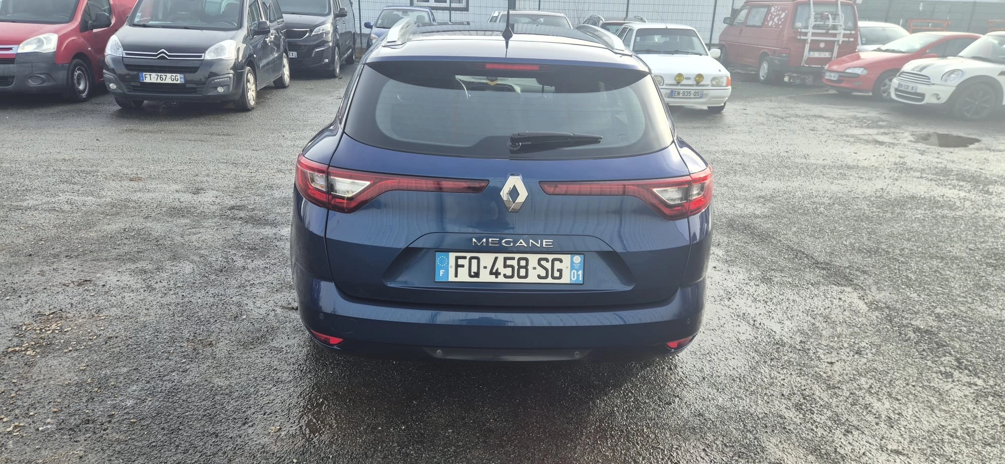 Renault Megane ESTATE 1.5 BLUEDCI 115 BUSINESS INTENS EDC BVA — photo 4