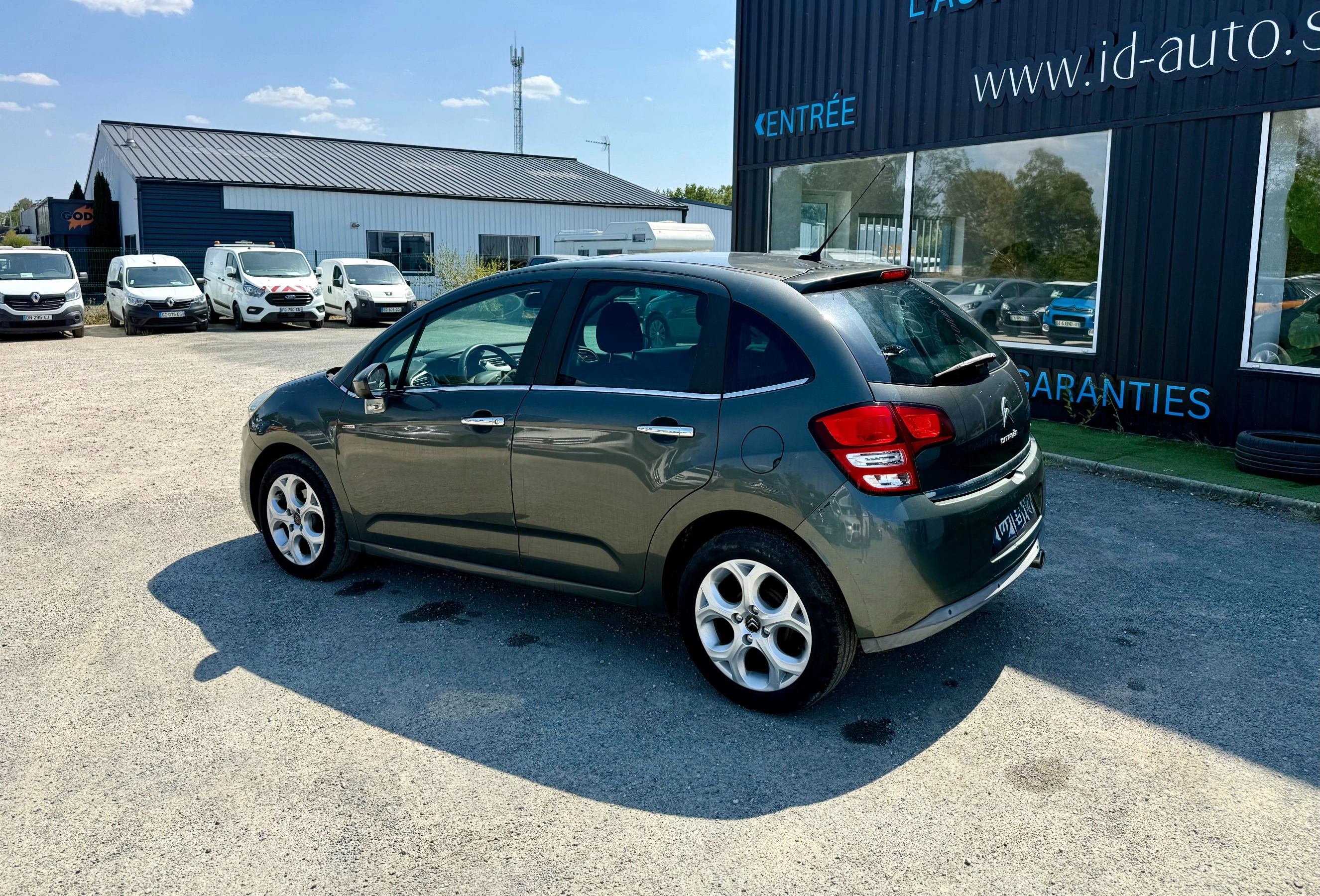 Citroen C3 GENERATION-II 1.4 VTI 95 EXCLUSIVE GARANTIE 12 MOIS — photo 3