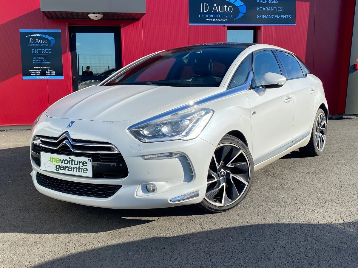 Voiture d'occasion Ds Automobiles Ds 5 en Vendée chez IDE AUTO
