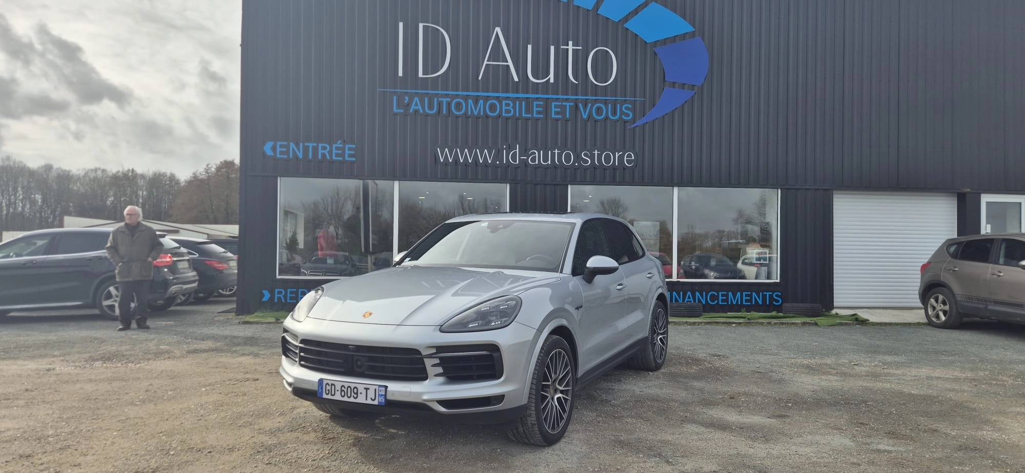 Voiture d'occasion Porsche Cayenne en Vendée chez IDE AUTO