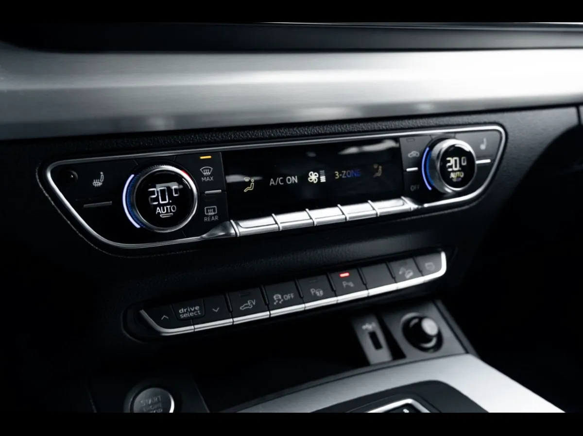 Audi Q5 - photo 8