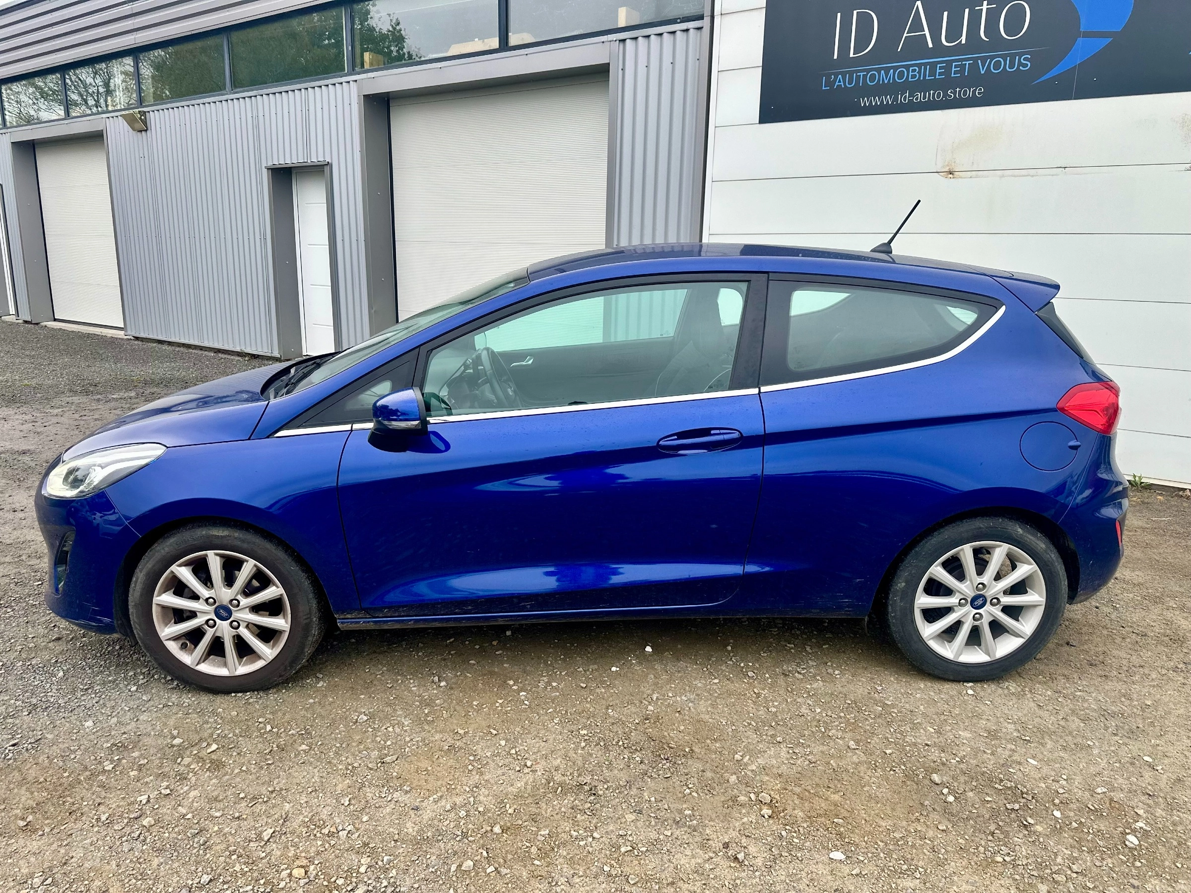 Ford Fiesta 1.0 SCTI 100 VIGNALE BLACK BVA — photo 4