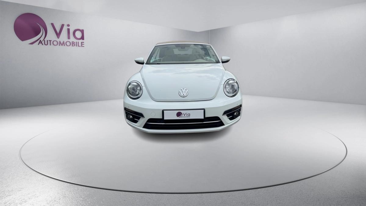 Volkswagen BEETLE