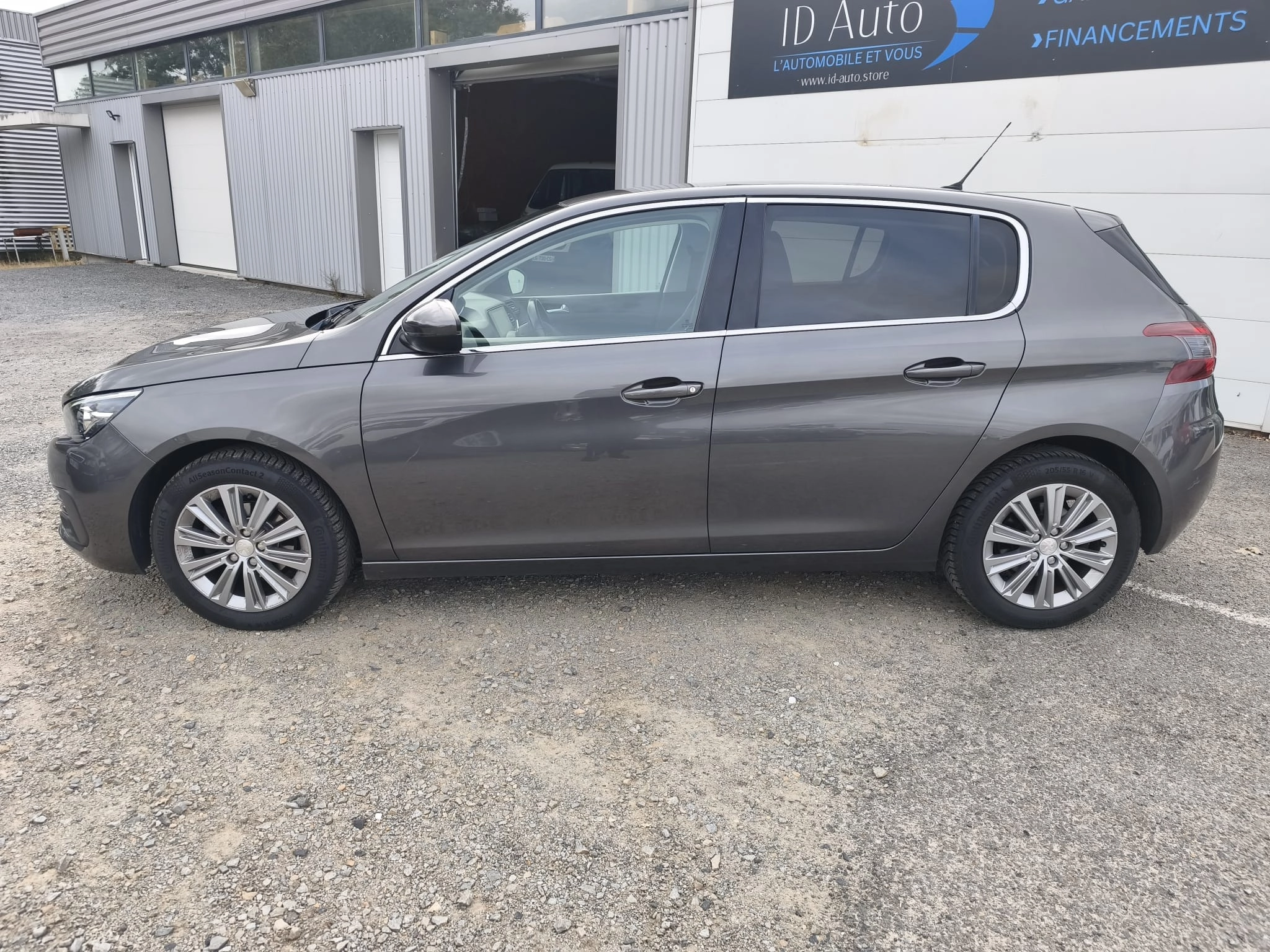 Peugeot 308 GENERATION-II 1.6 BLUEHDI 100 ALLURE START-STOP GARANTIE 12 MOIS — photo 2