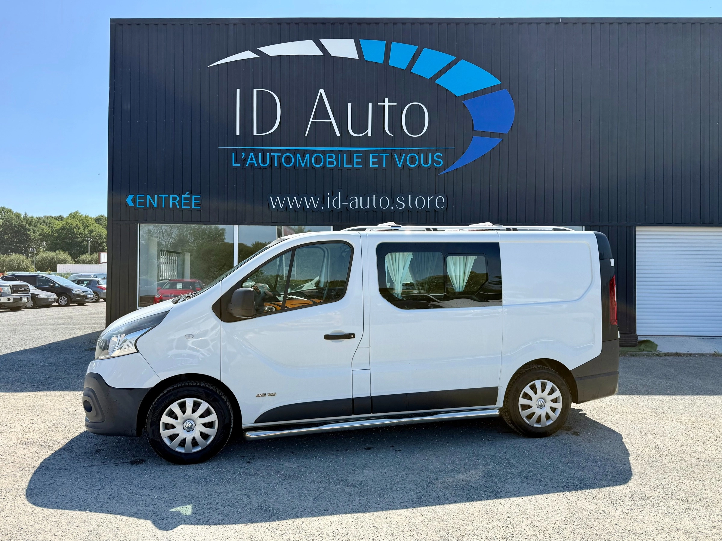 Renault Trafic Vu FOURGON AMÉNAGÉ 1.6 DCI 115 GRAND-CONFORT Garantie 12 Mois FOURGON 1.6 DCI 115 1T2 L1H1 GRAND-CONFORT