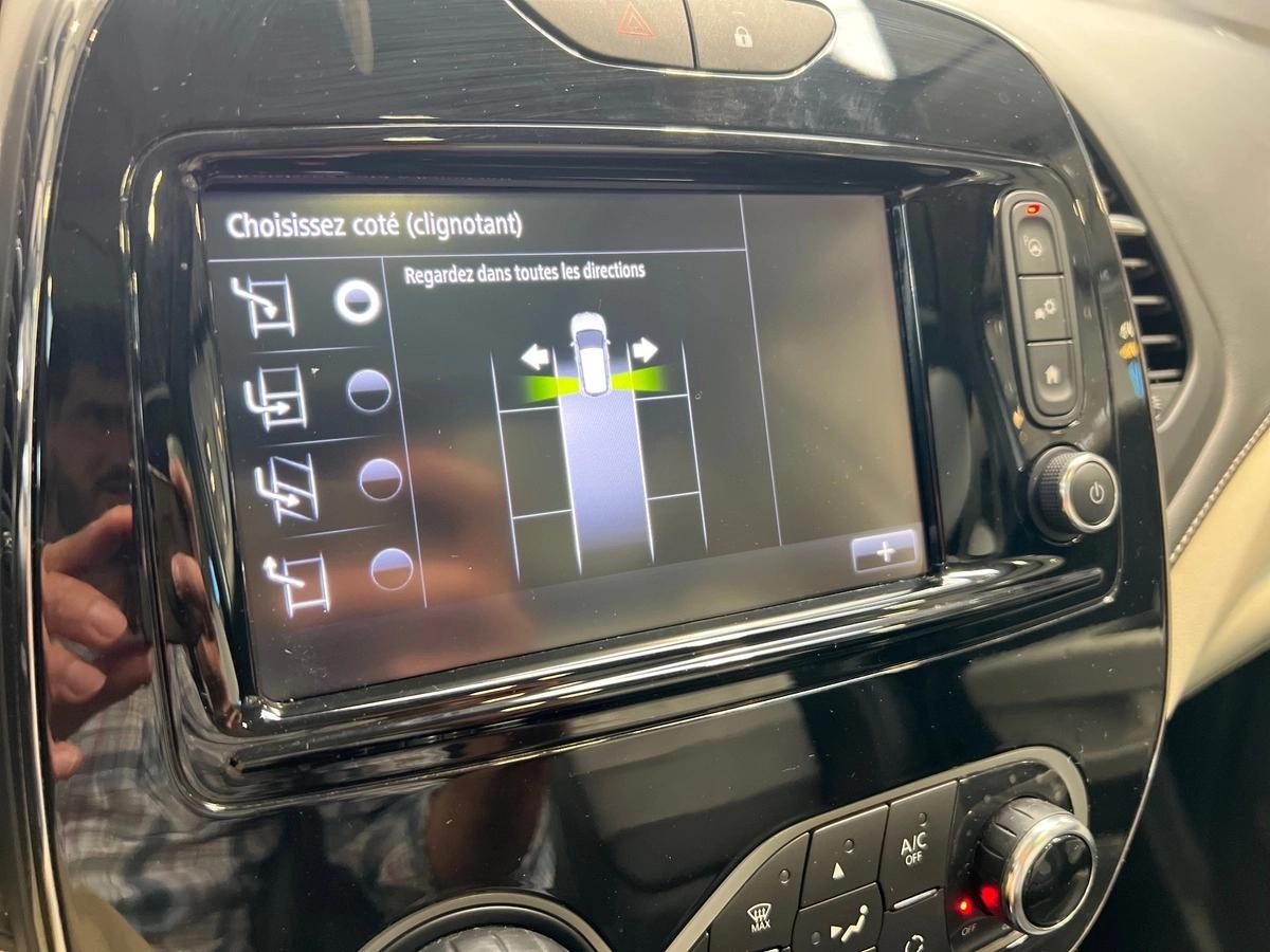Renault Captur (2) 1.3 TCE 150 FAP INITIALE PARIS EDC