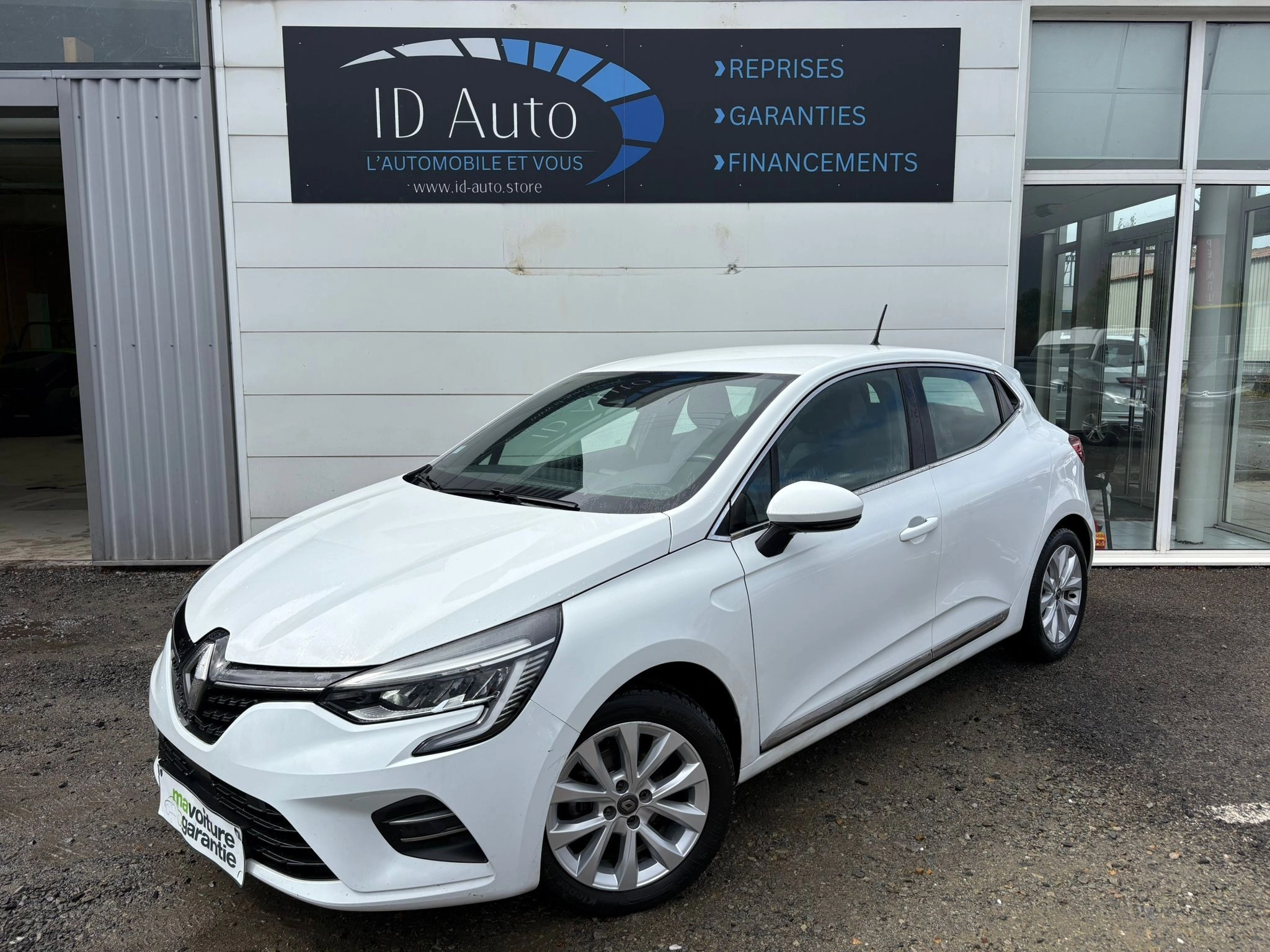 Renault Clio 1.0 TCE 100 BUSINESS