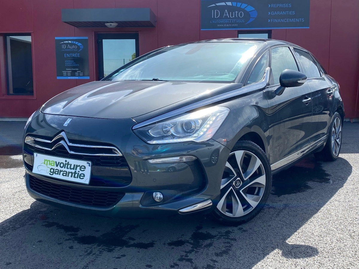 Voiture d'occasion Ds Automobiles Ds 5 en Vendée chez IDE AUTO