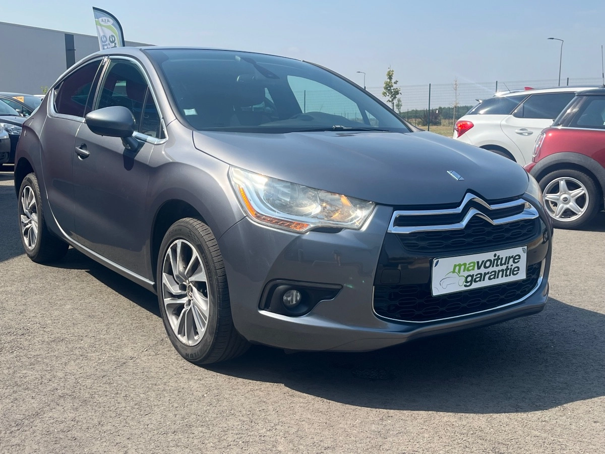 Ds Automobiles Ds 4 1.6 HDI 110 SOCHIC — photo 3