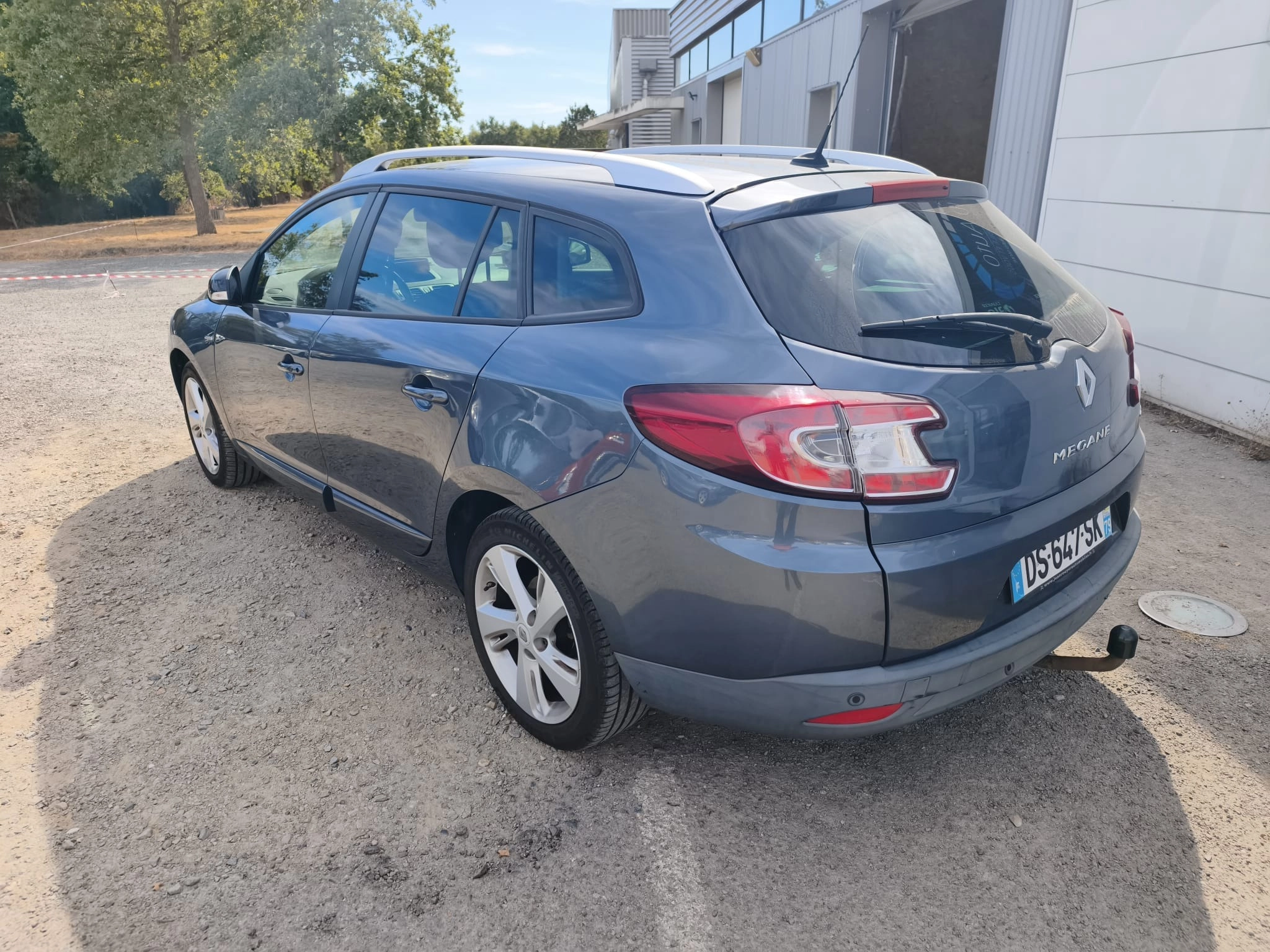 Renault Megane ESTATE 1.5 DCI 110 ENERGY LIMITED — photo 3