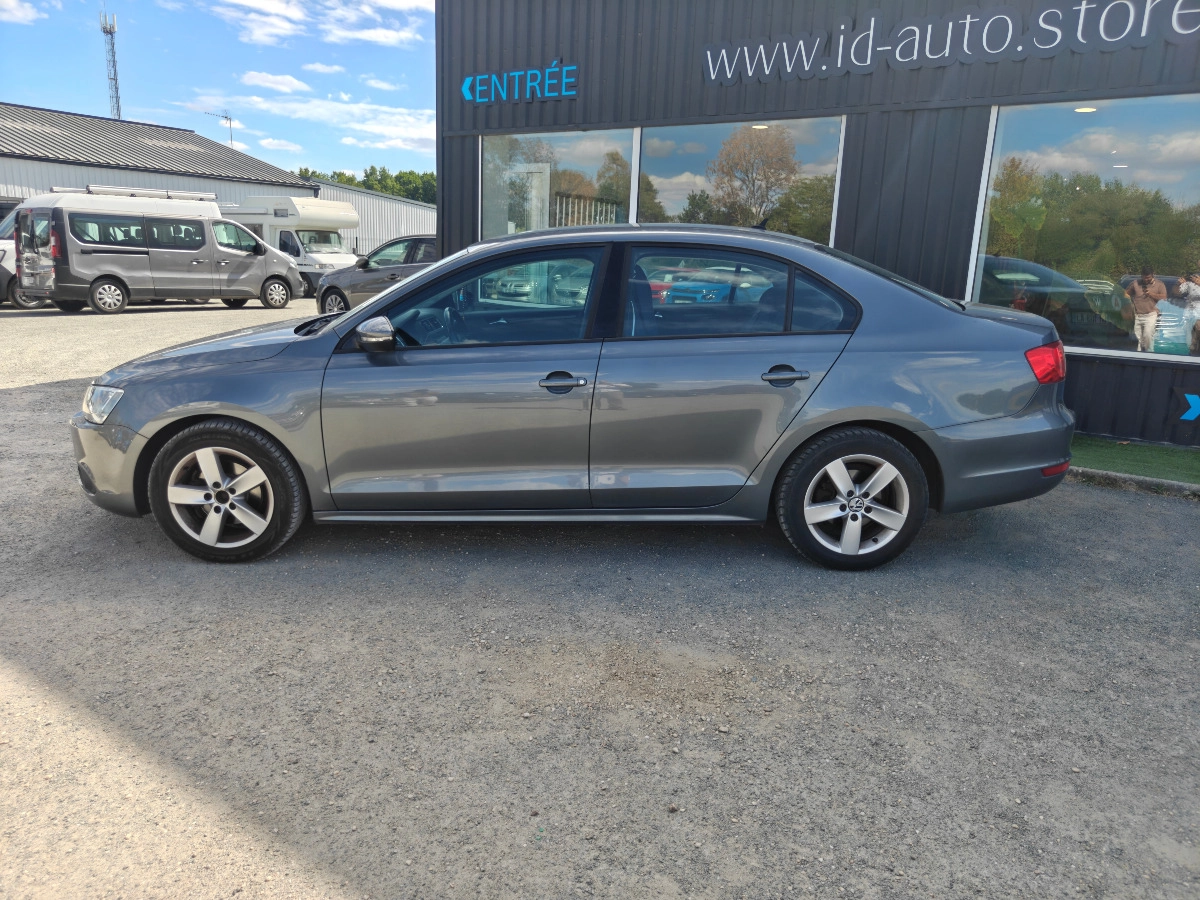 Volkswagen Jetta 1.6 TDI 105 BLUEMOTION CONFORT LINE - Garantie 12 mois — photo 2