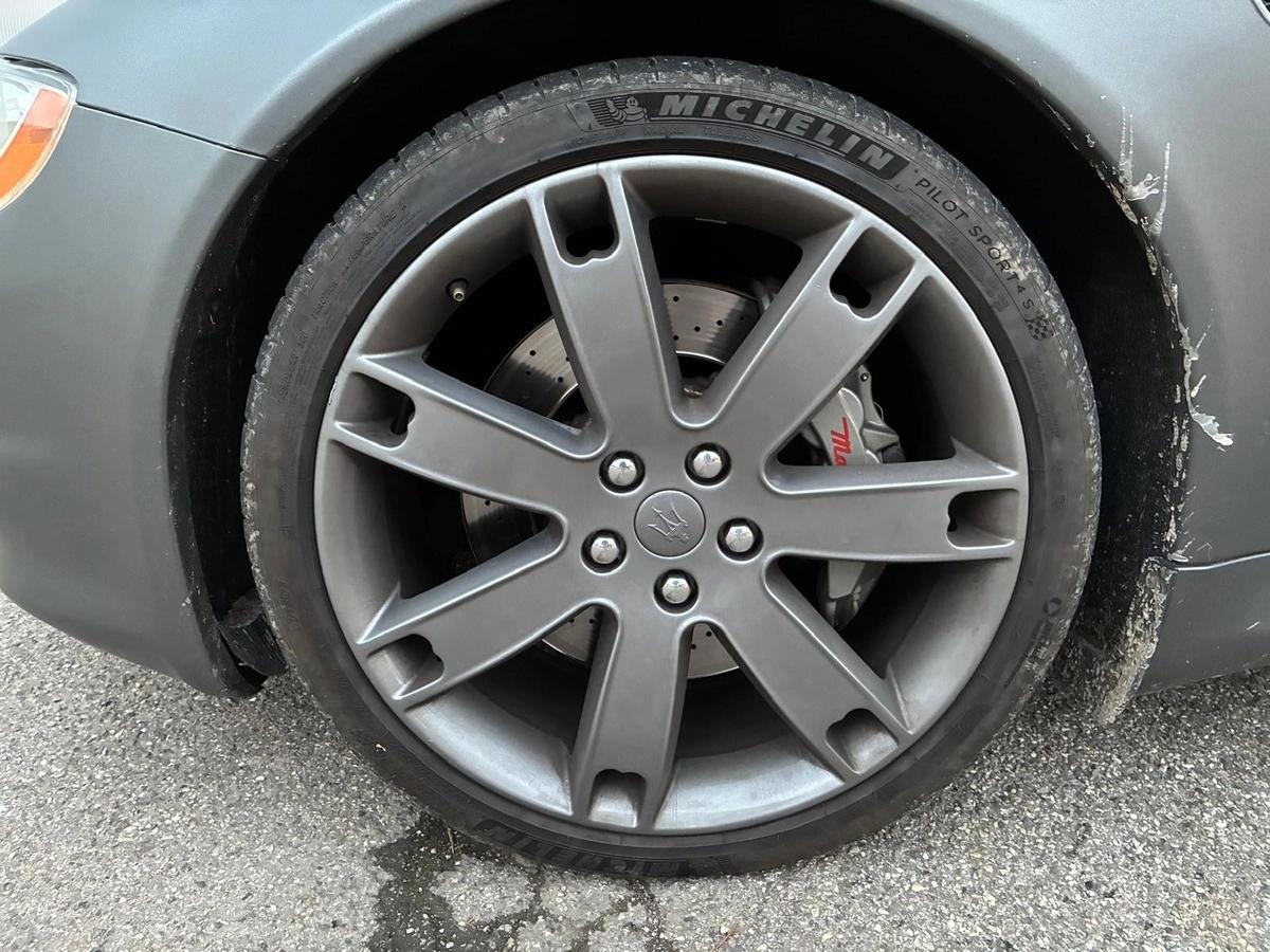 Maserati Quattroporte 