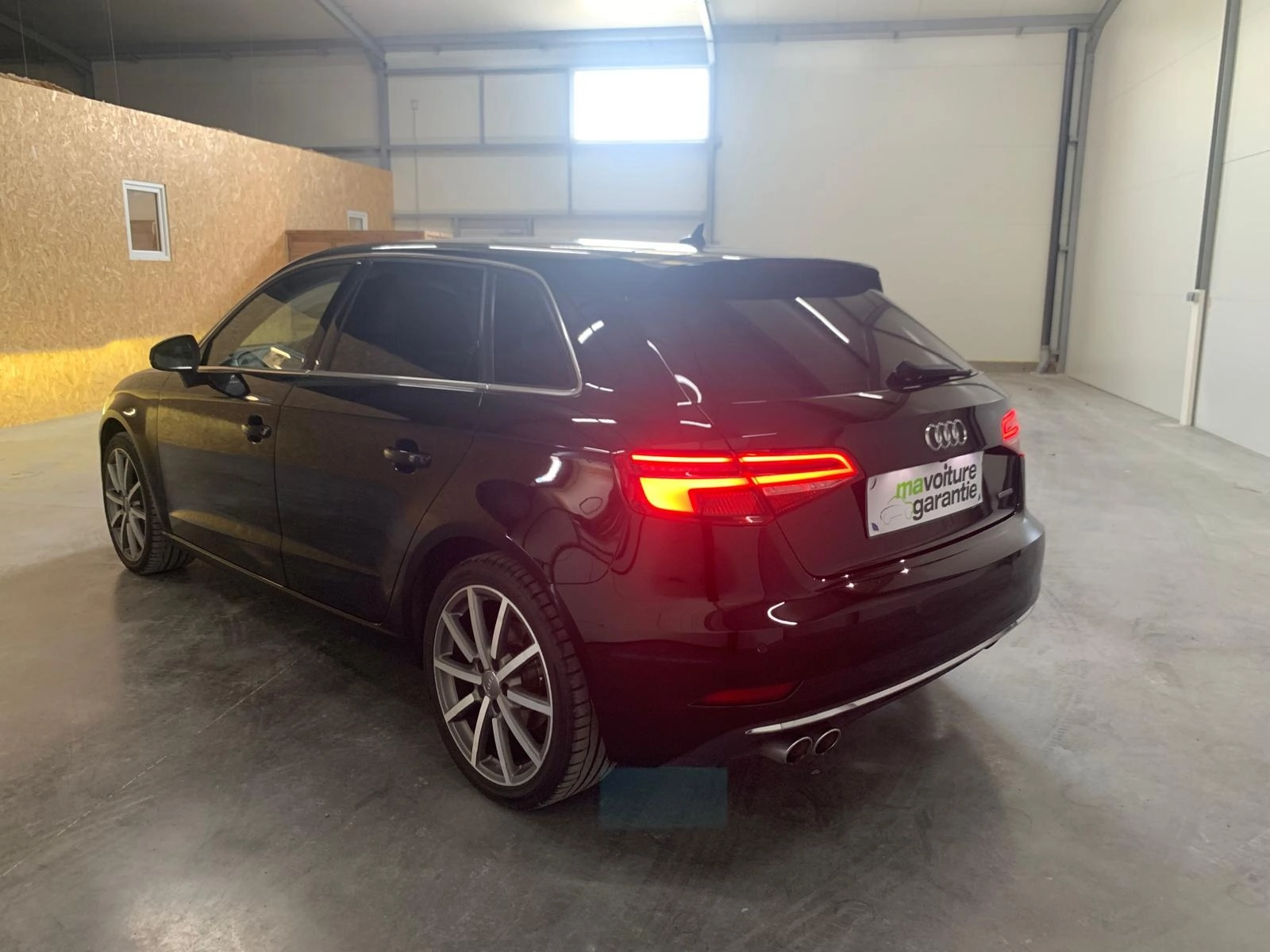 Audi A3 SPORTBACK 2.0 TDI 185 DESIGN LUXE QUATTRO S-TRONIC -Garantie 12 mois SPORTBACK 2.0 40 TDI 185 DESIGN LUXE QUATTRO S-TRONIC BVA — photo 3