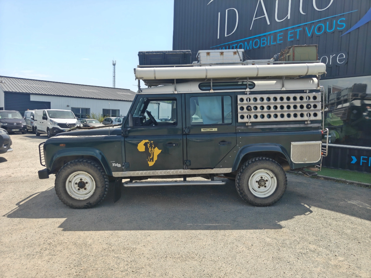Land Rover Defender SW 110 2.5 TD5 120 4WD — photo 2