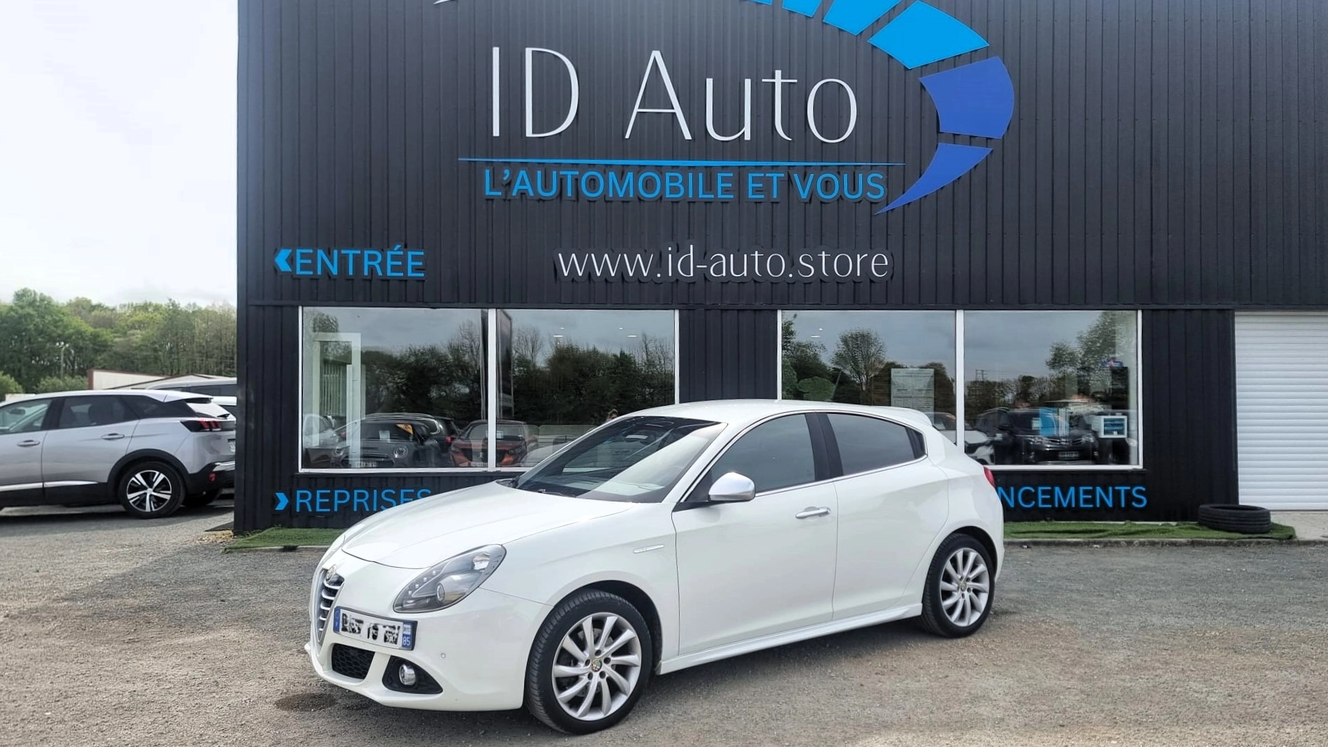 Voiture d'occasion Alfa Romeo Giulietta en Vendée chez IDE AUTO