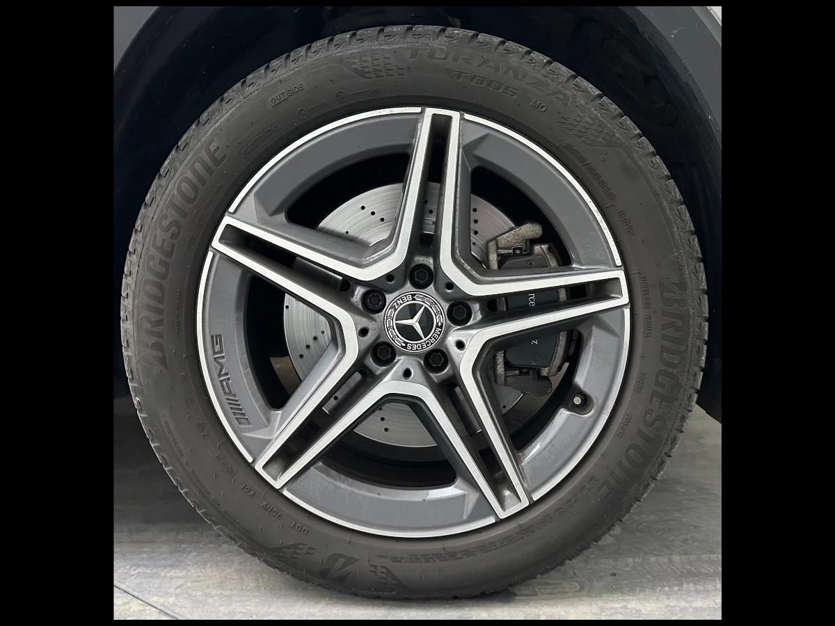 Mercedes GLB
