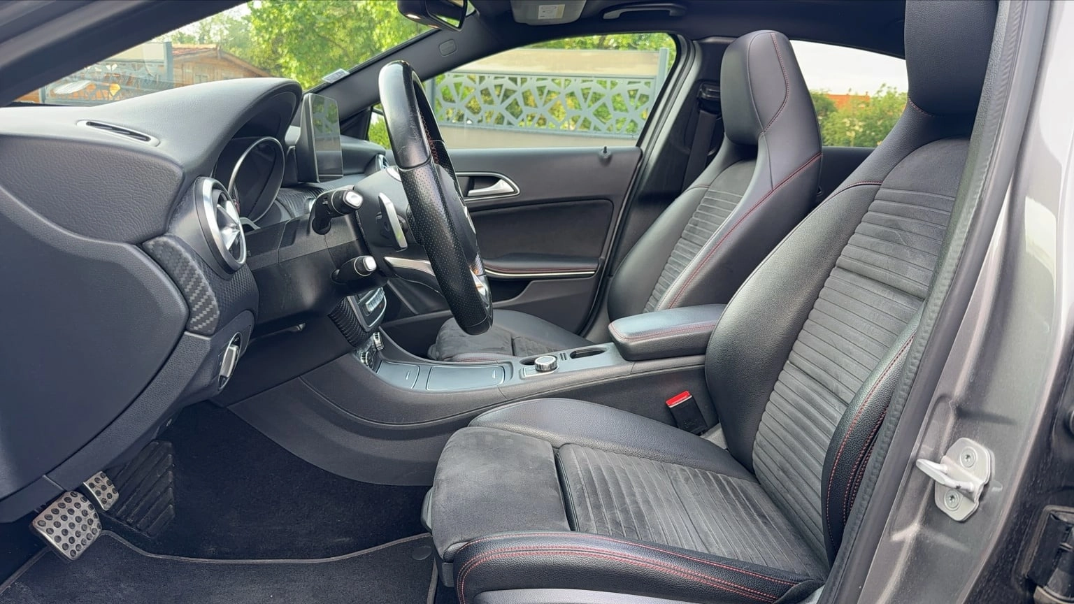 Mercedes Classe A 1.6 200 155 FASCINATION 7G-DCT BVA — photo 2