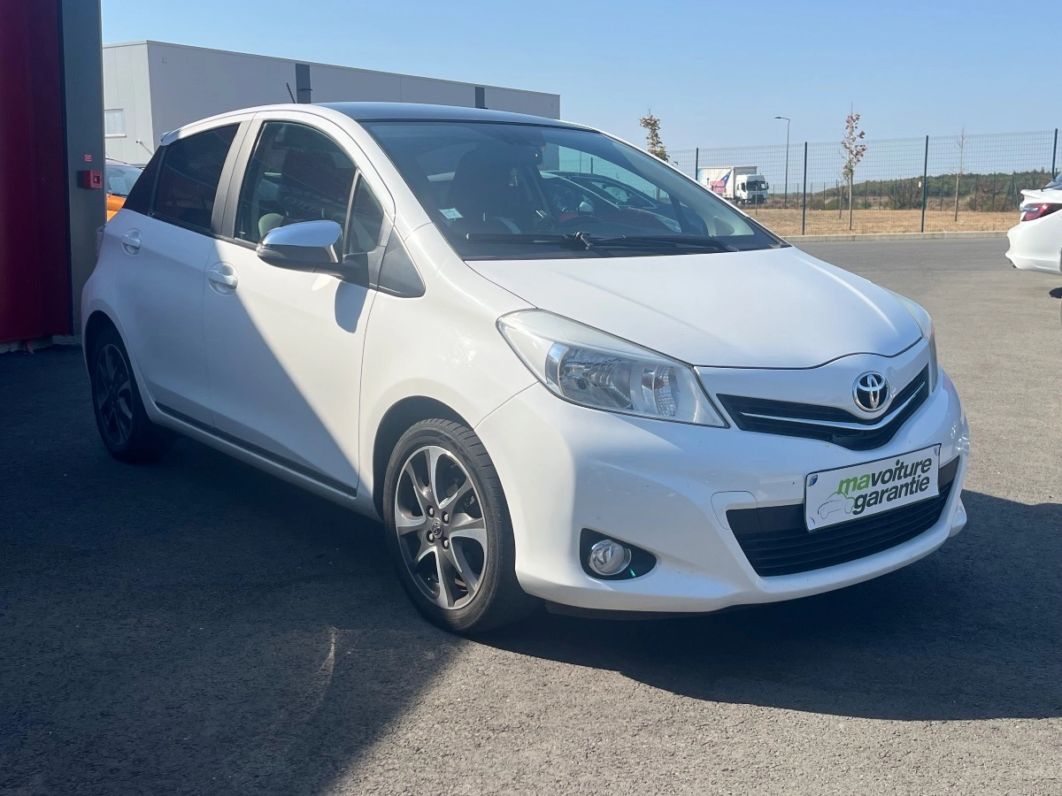 Toyota Yaris 1.3 VVTI 100 DYNAMIC Garantie 12 mois — photo 3