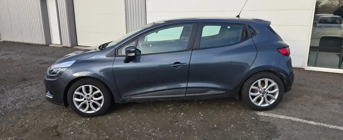 Renault Clio 1.5 DCI 90 INTENS EDC BVA — photo 2