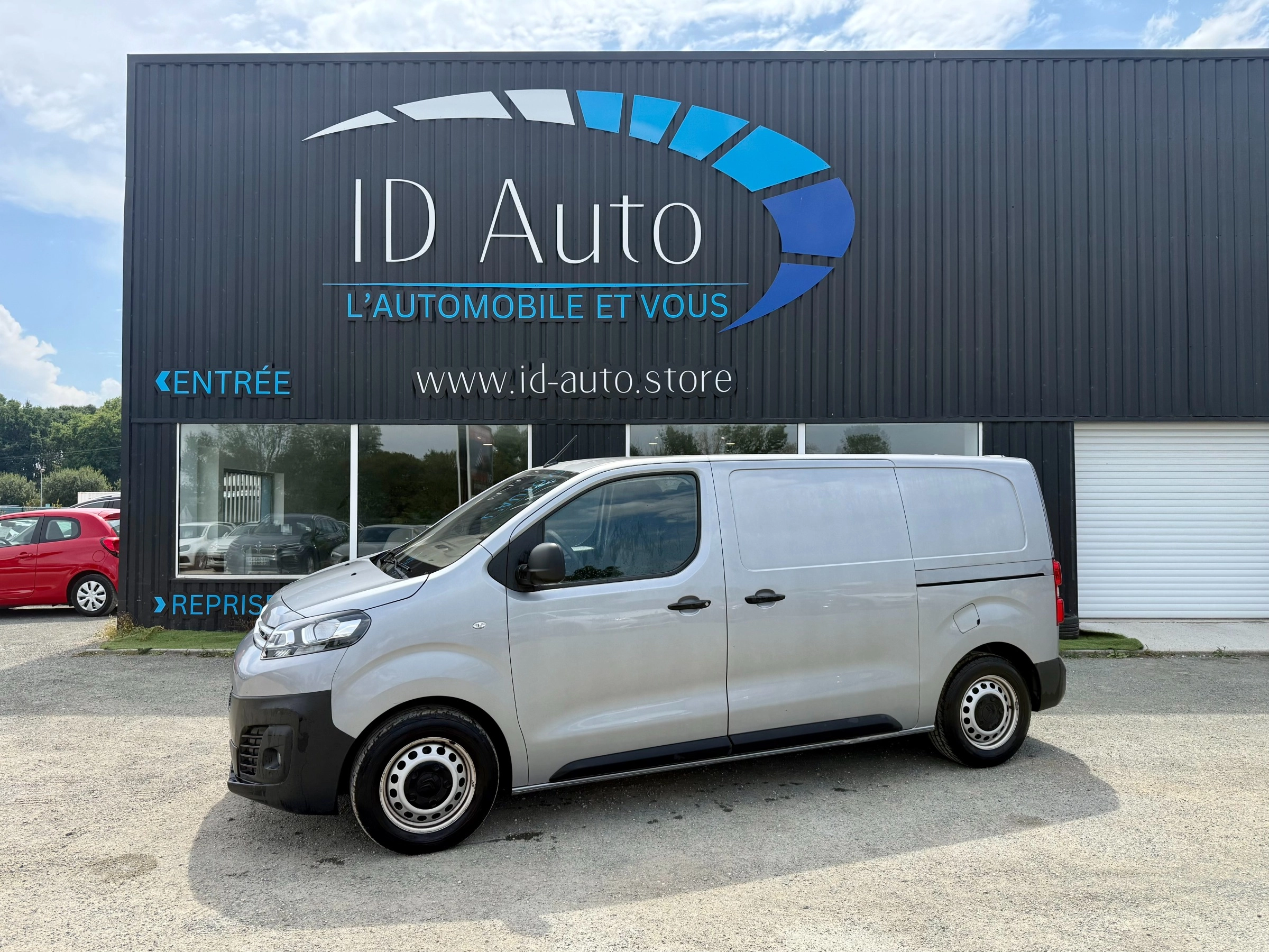 Citroen Jumpy Vu FOURGON 2.0 145 CH - TVA RÉCUPÉRABLE - GARANTIE 12 MOIS FOURGON 2.0 BLUEHDI 145 M L2