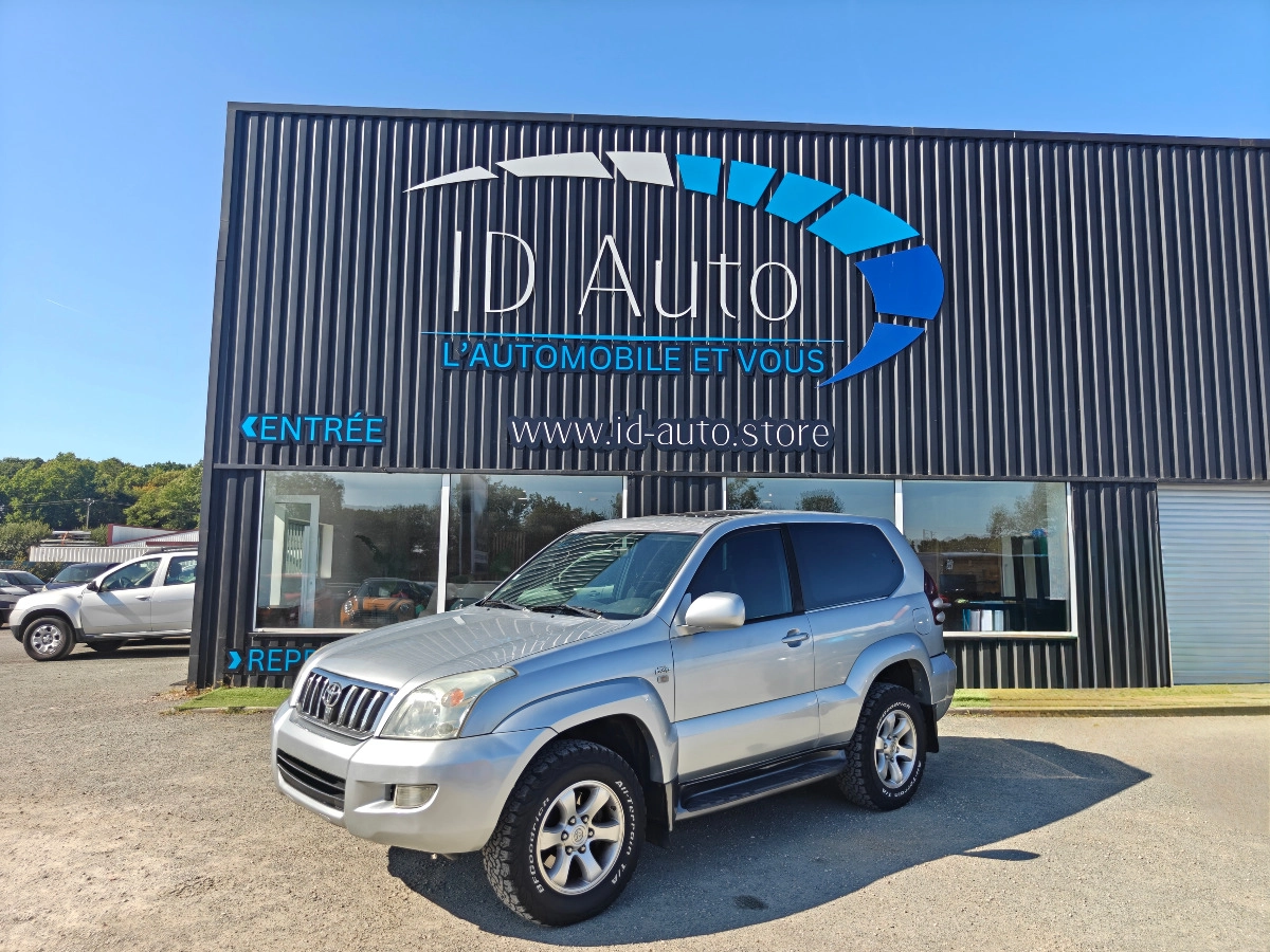 Voiture d'occasion Toyota Land Cruiser en Vendée chez IDE AUTO