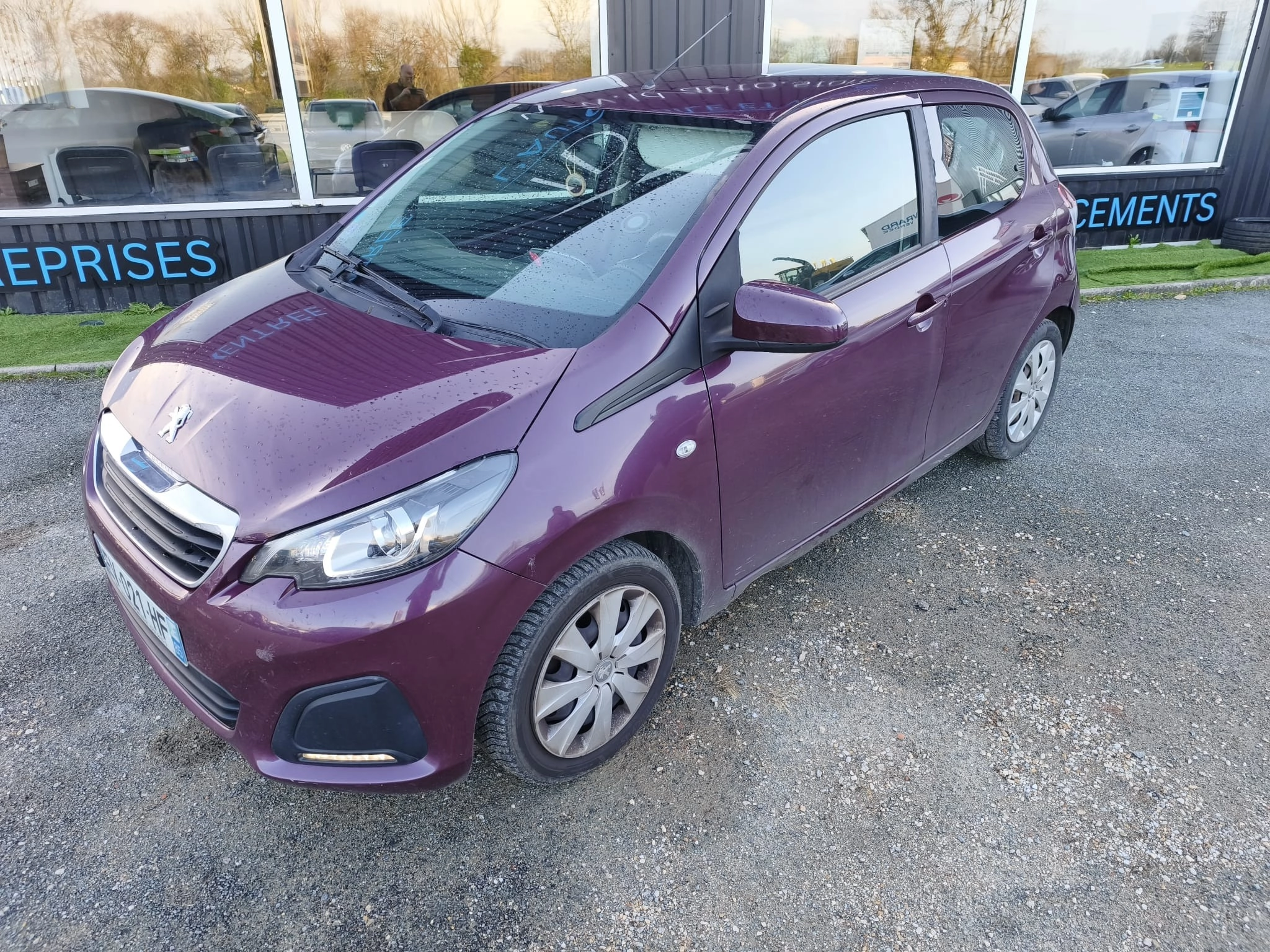 Peugeot 108 1.2 VTI 80 FELINE TOP — photo 2