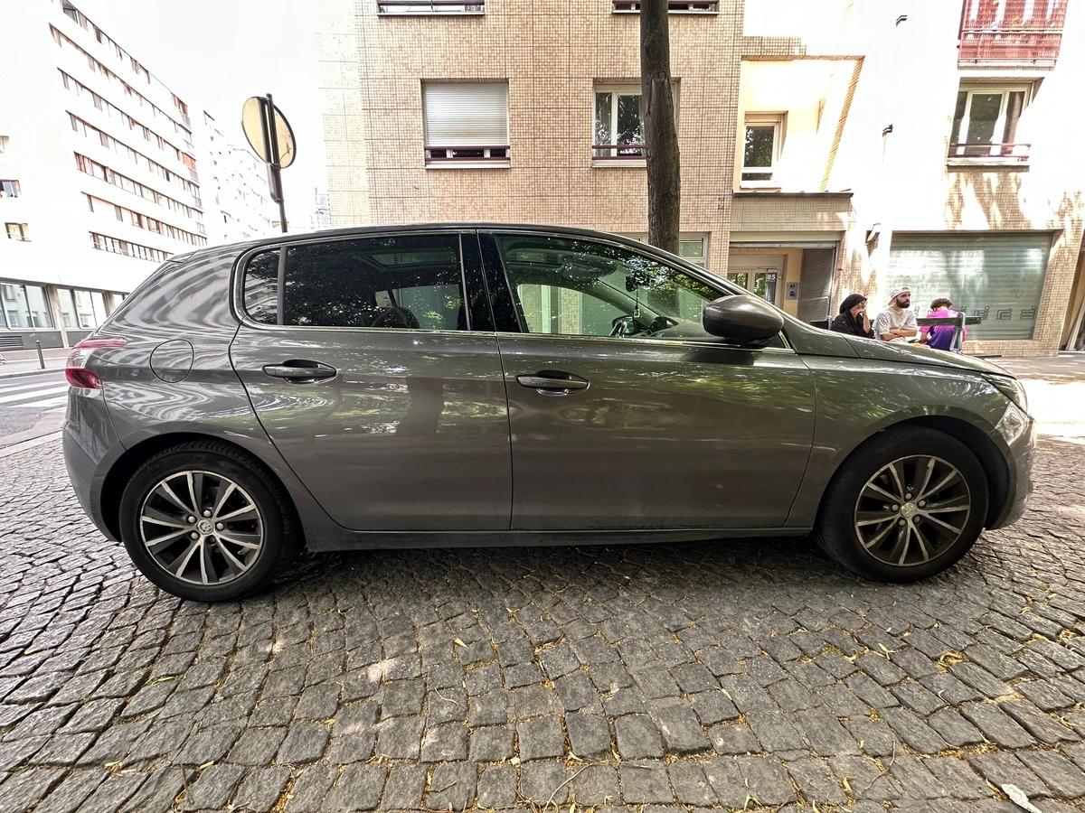 Peugeot 308 GENERATION-II 1.2 PURETECH 110 ALLURE START-STOP