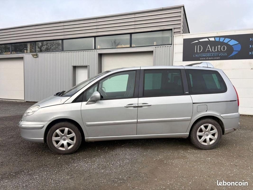 Peugeot 807 2.0 HDI 135 PREMIUM GARANTIE 12 MOIS — photo 2